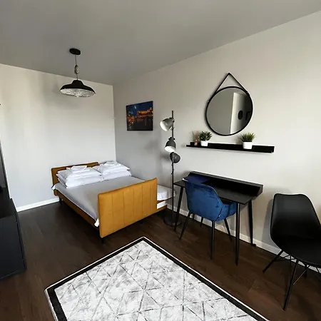 Daire Apartament Z Tarasem Oraz Podziemnym Parkingiem *